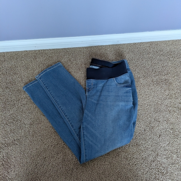 Old Navy Maternity Jeans - Picture 1 of 4